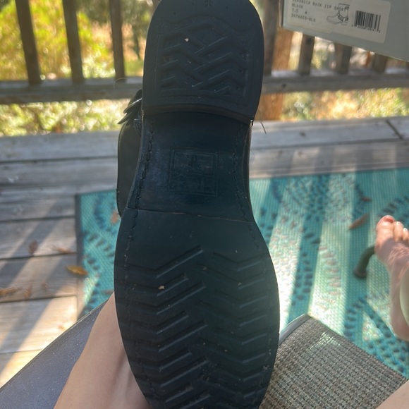 Frye Veronica Back Zip Short Boot in Black - Picture 4 of 4